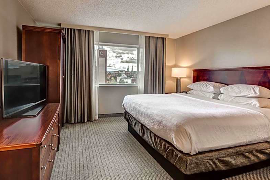 embassy-suites-2-940×627